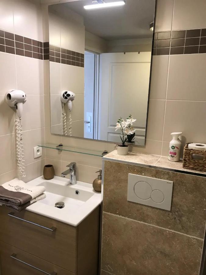 Cote D'Azur Joli Studio 50M Plage, Climatisation , Parking. Villeneuve-Loubet Ngoại thất bức ảnh